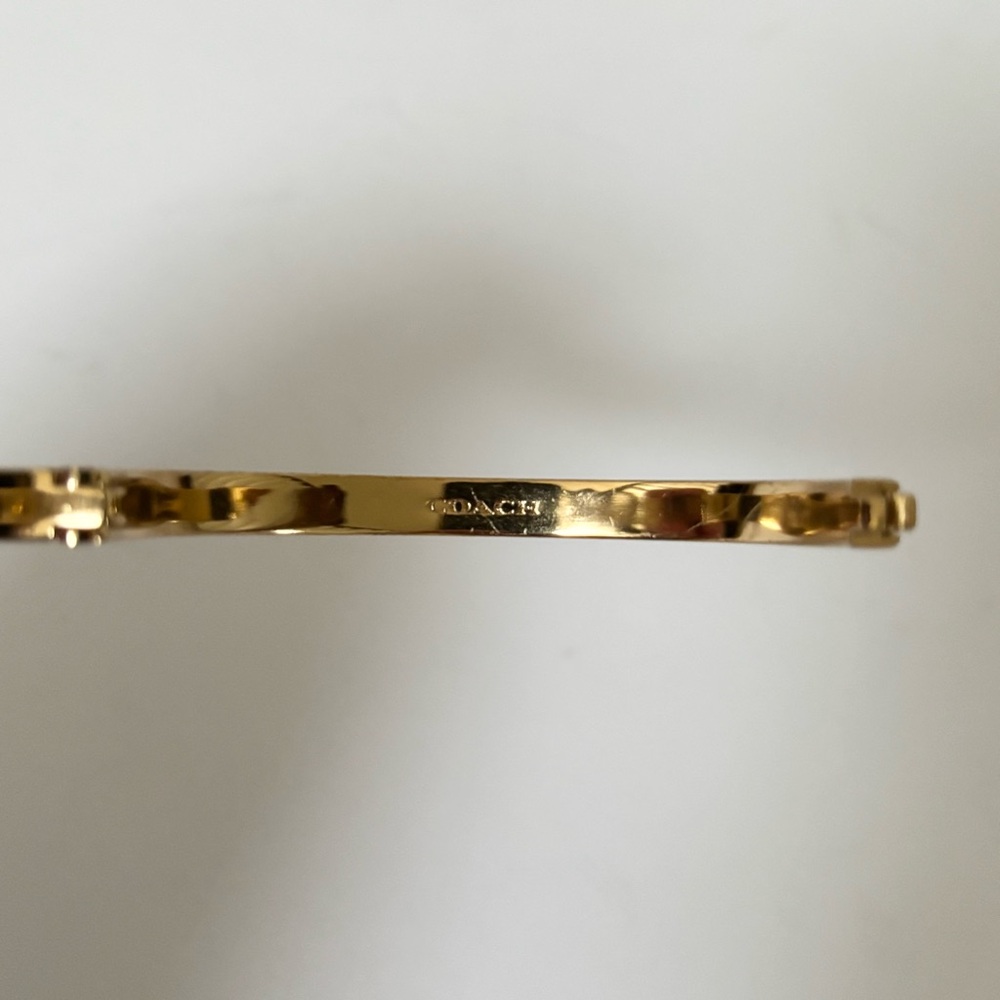 Coach Signature C Bangle Logo Statement Bracelet Enamel Hinged Pink Red Gold - Picture 7 of 9